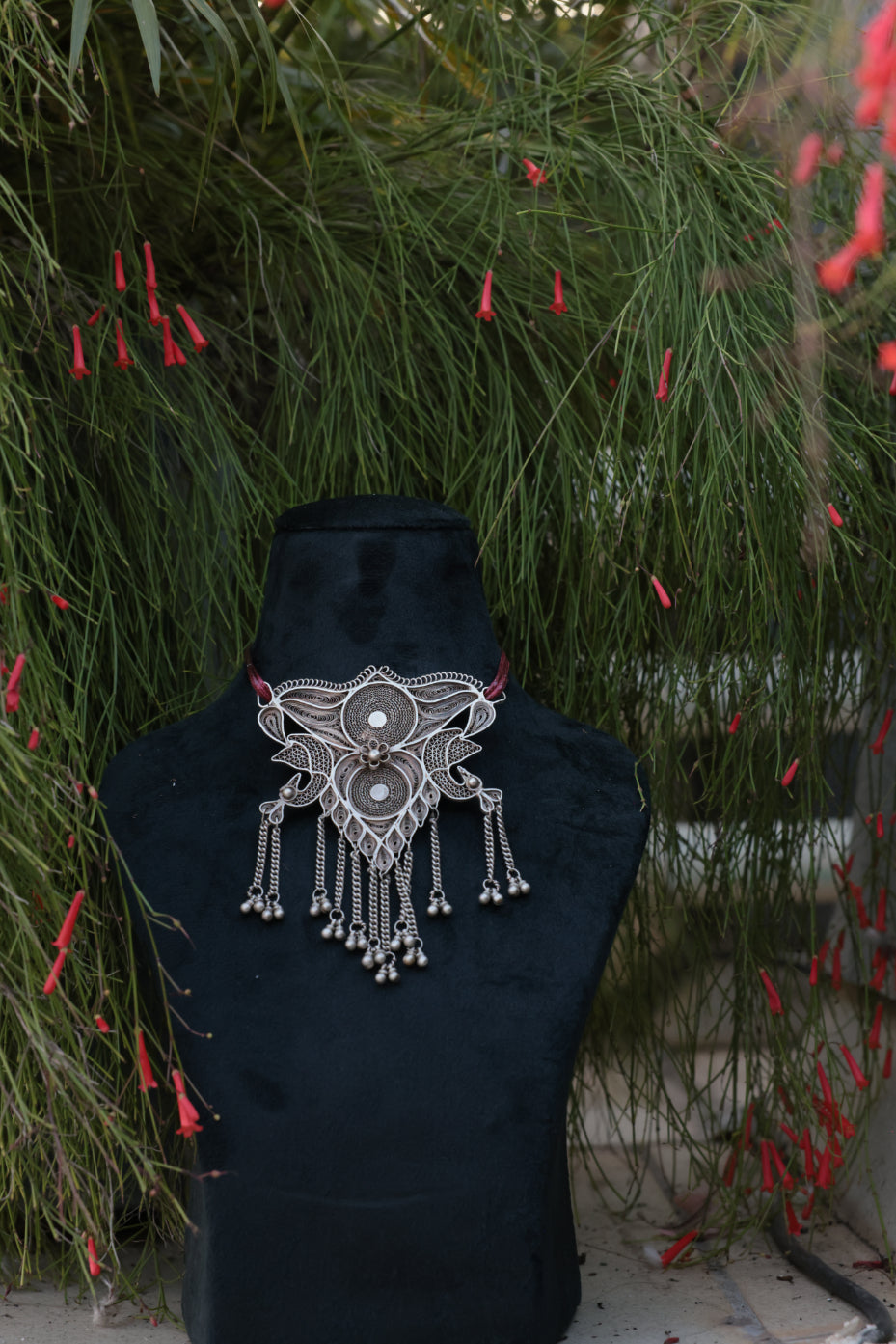 Safa choker