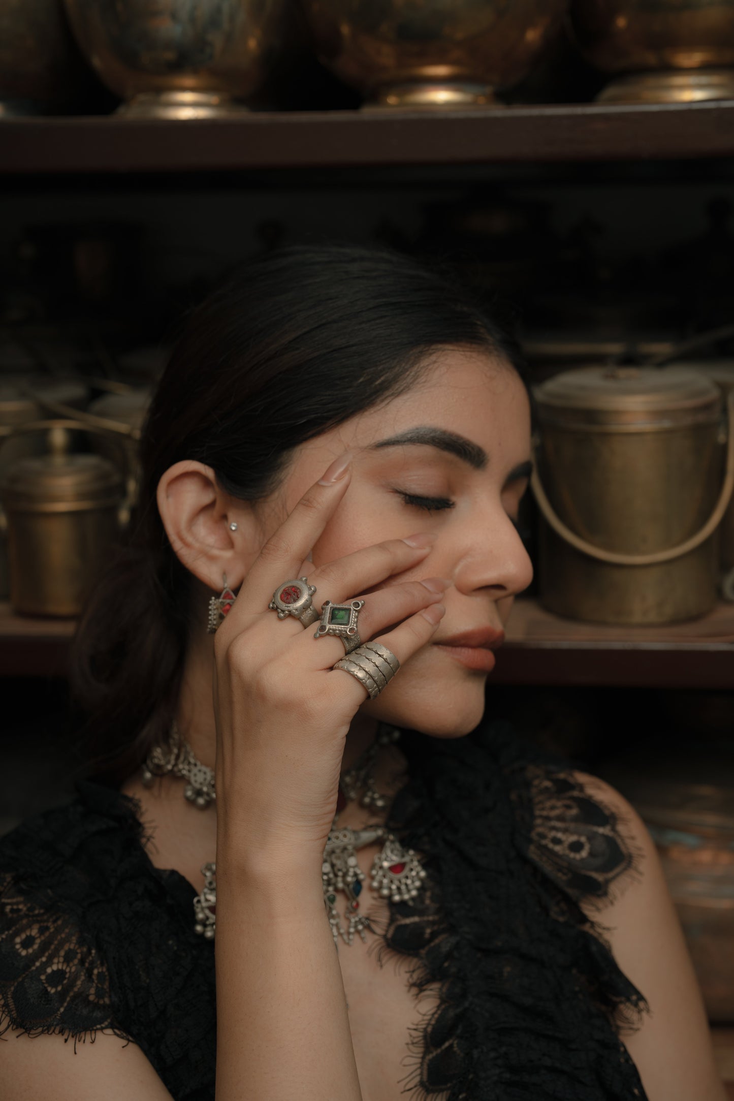 Anik ring
