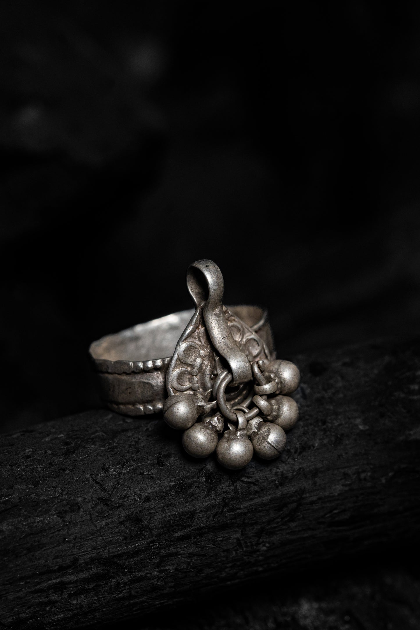 Saira ring