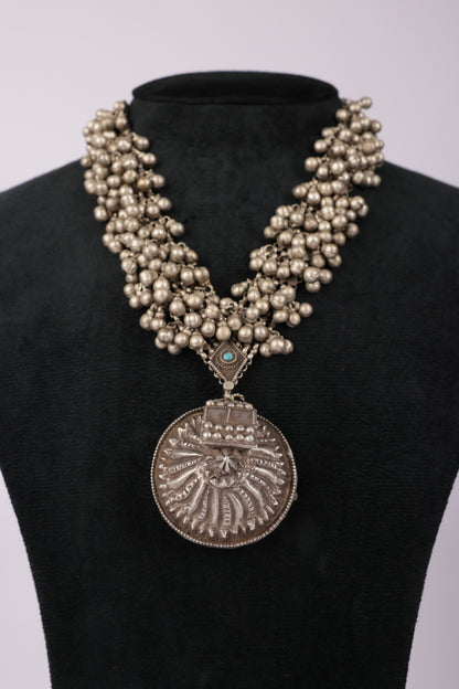 Kartik necklace