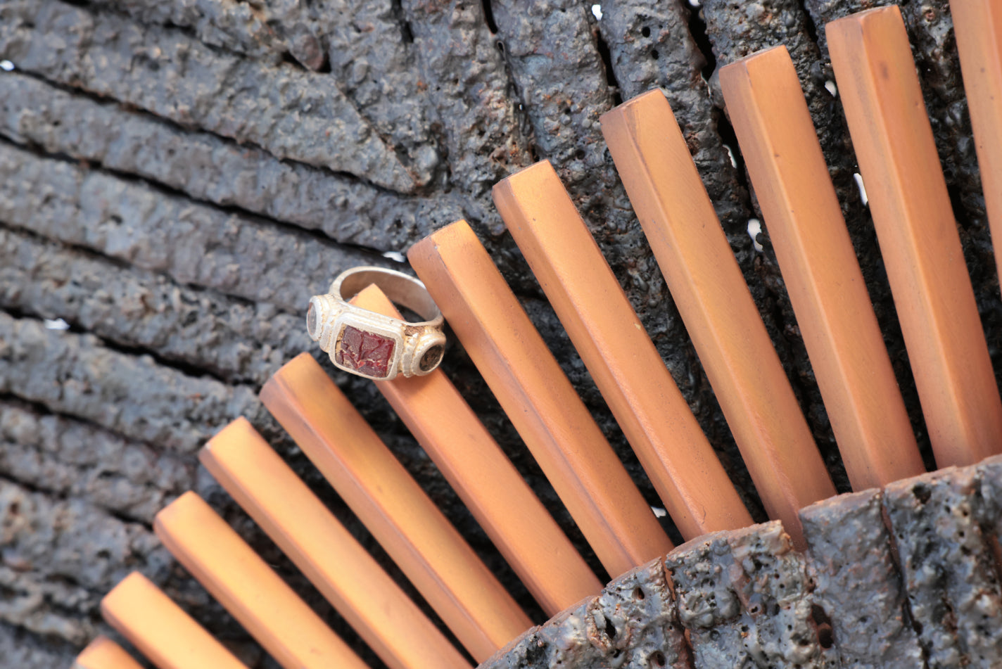Tijore ring