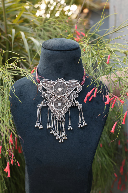 Safa choker