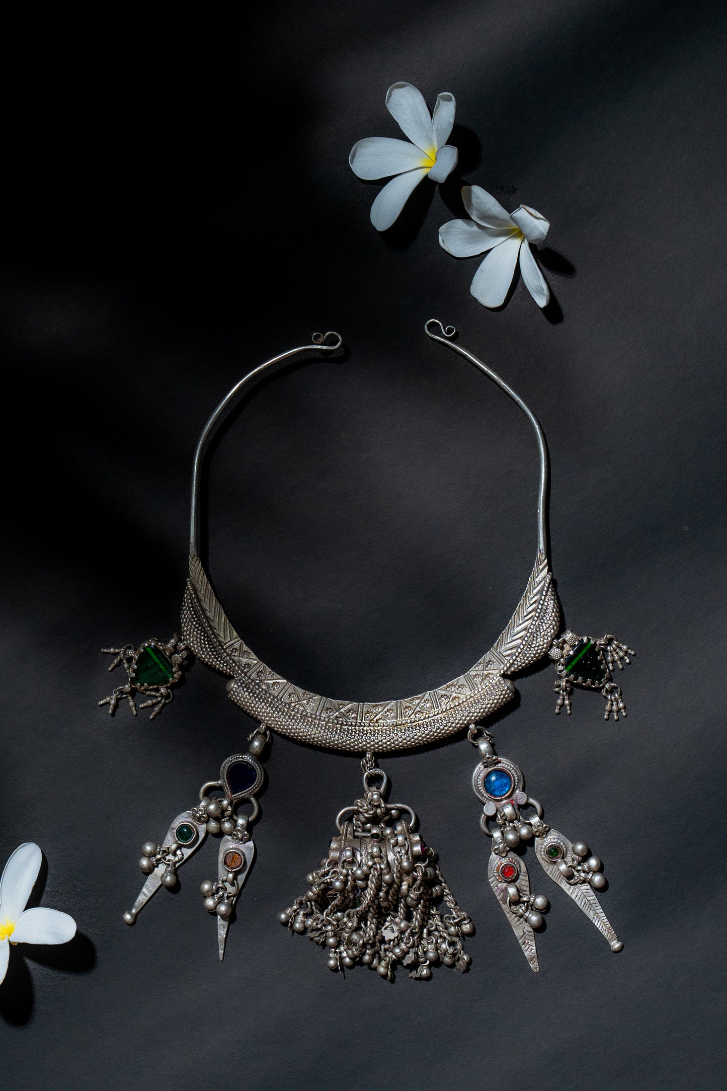 Aisha neckpiece